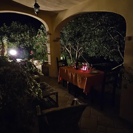 Apartman In Zona Panoramica, Immersa Nel Della Macchia Mediterranea Villasimius