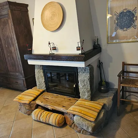 In Zona Panoramica, Immersa Nel Della Macchia Mediterranea Apartman