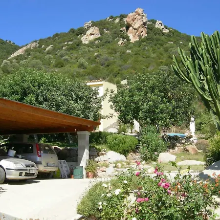 In Zona Panoramica, Immersa Nel Della Macchia Mediterranea * וילסימיוס