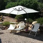 In Zona Panoramica, Immersa Nel Della Macchia Mediterranea 公寓