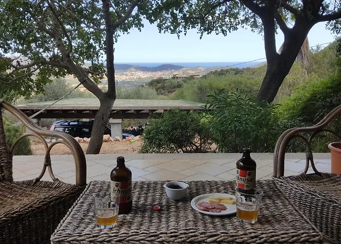 In Zona Panoramica, Immersa Nel Della Macchia Mediterranea Appartamento *