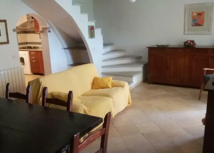 In Zona Panoramica, Immersa Nel Della Macchia Mediterranea Appartamento *